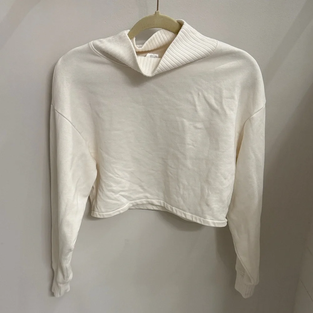Alo Cropped Serenity Coverup